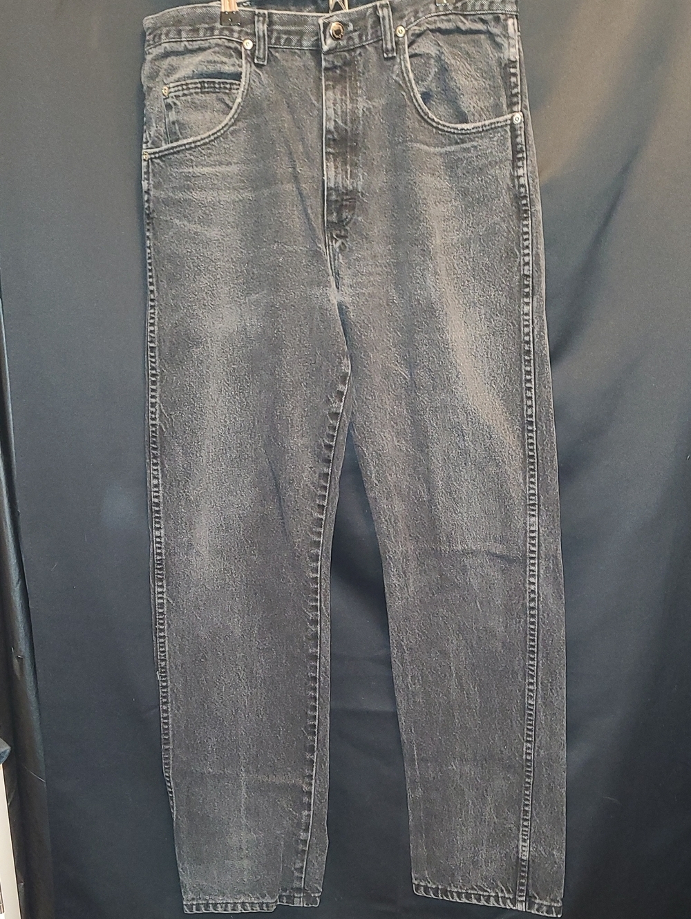 Vintage 90's Men's Faded WRANGLER Black Straight-Leg Jeans